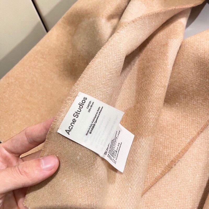 Acne Scarf